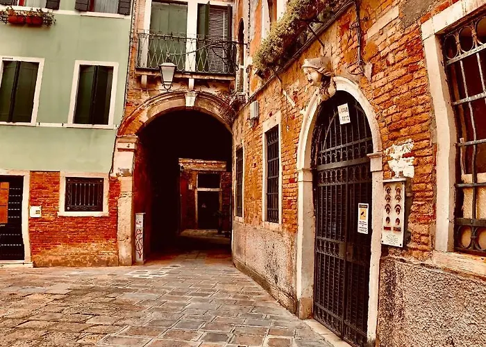 Beautiful Greysclass * Venedig