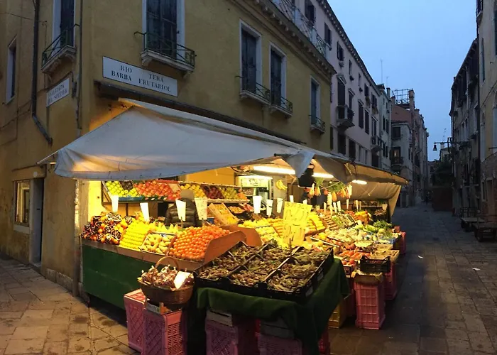 Beautiful Greysclass بيت ضيافة البندقية