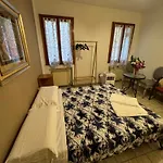 Beautiful Greysclass Guest house