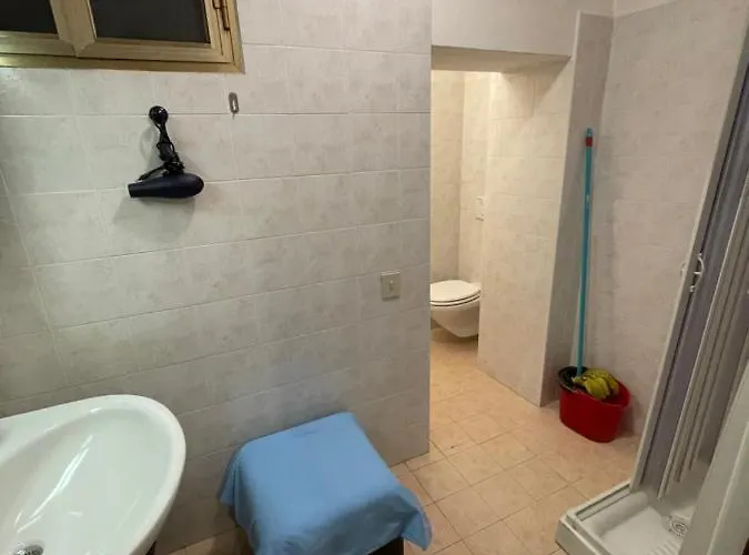 Beautiful Greysclass Venezia